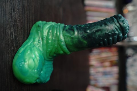 Lon - Additional View 1